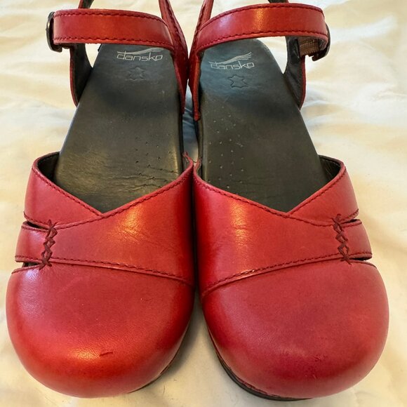 Dansko Margrete red sandals 40 - Picture 1 of 11